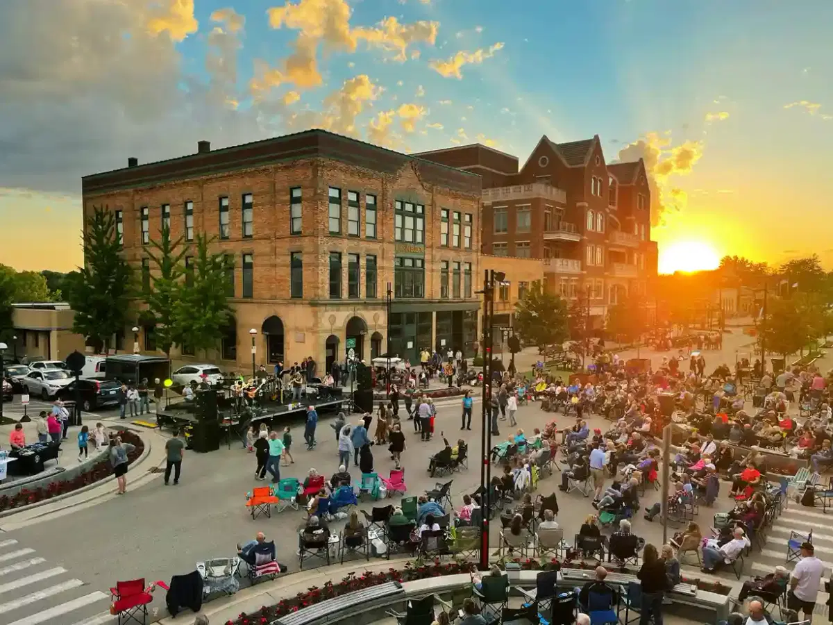 Car Shipping From and To Midland Michigan