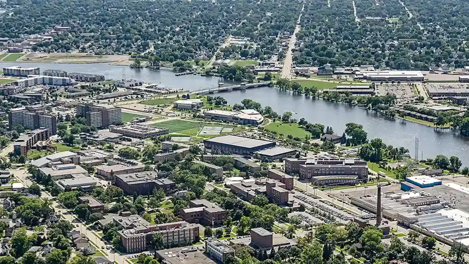 Car Shipping From and To Oshkosh Wisconsin