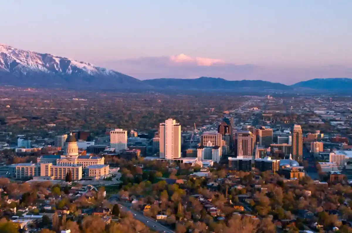Car Shipping From and To Riverton Utah