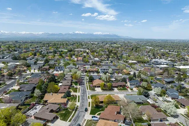 Car Shipping From and To Cottonwood Heights Utah