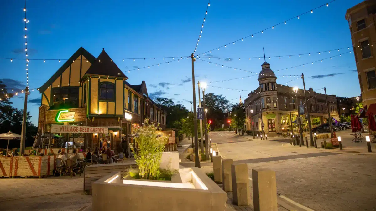 Car Shipping From and To Wauwatosa Wisconsin