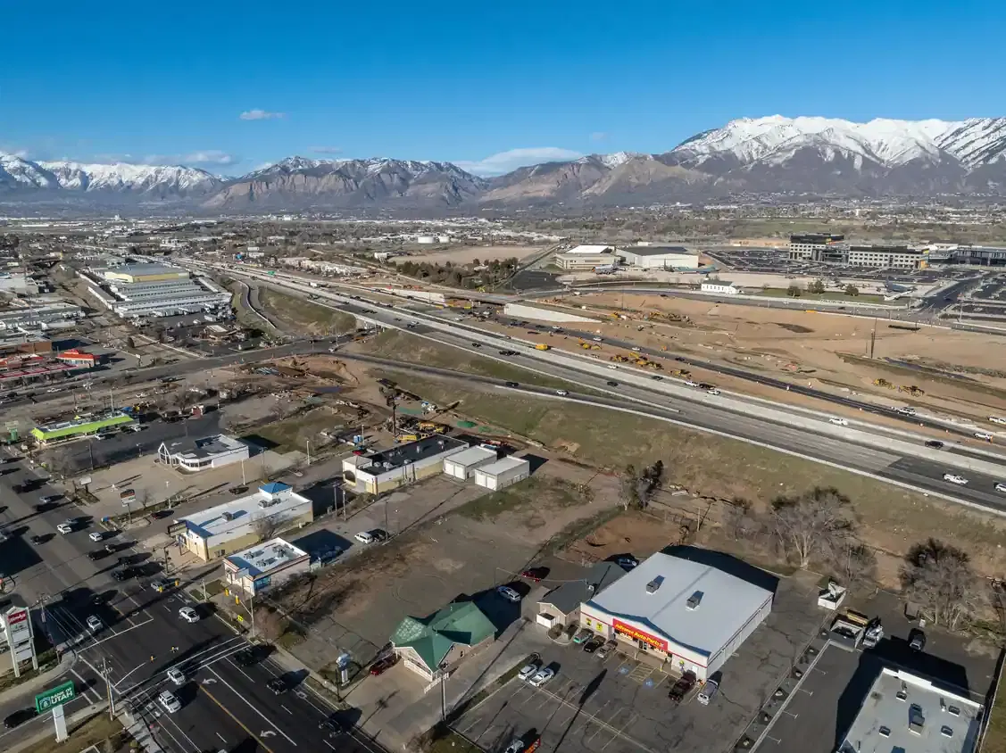 Car Shipping From and To Roy Utah
