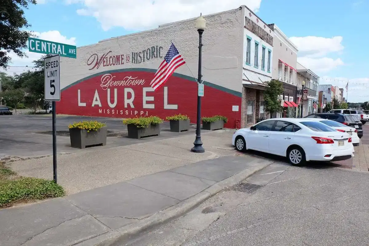 Car Shipping From and To Laurel Mississippi