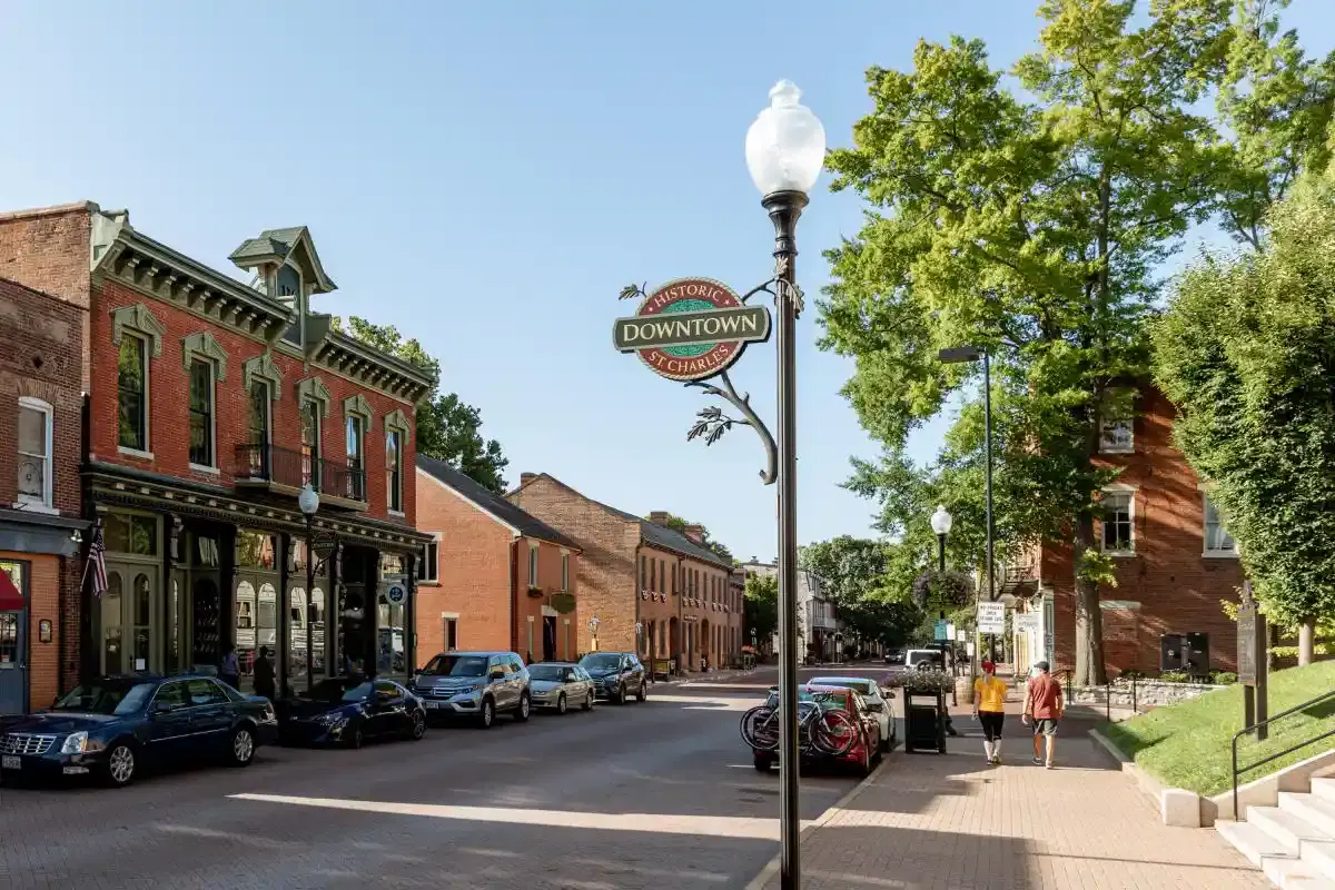 Car Shipping From and To St. Charles Missouri